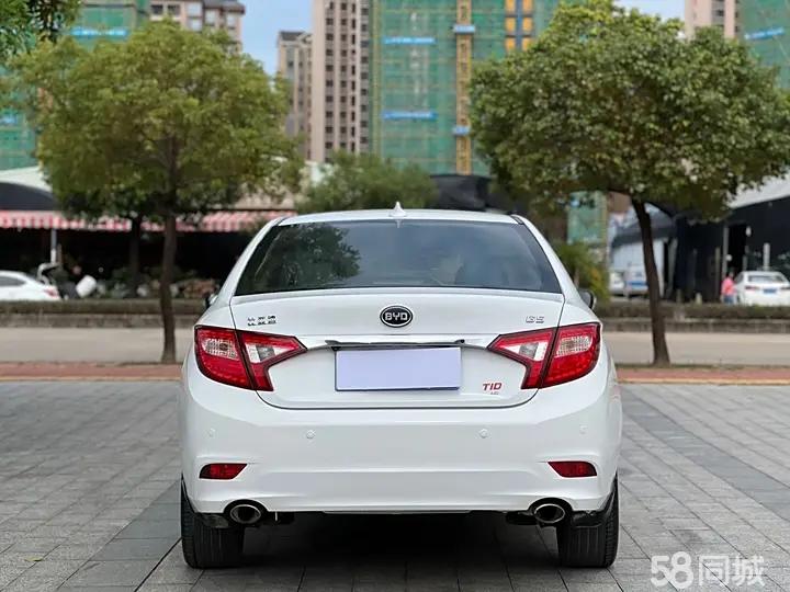 BYD G5 2014 car image #6
