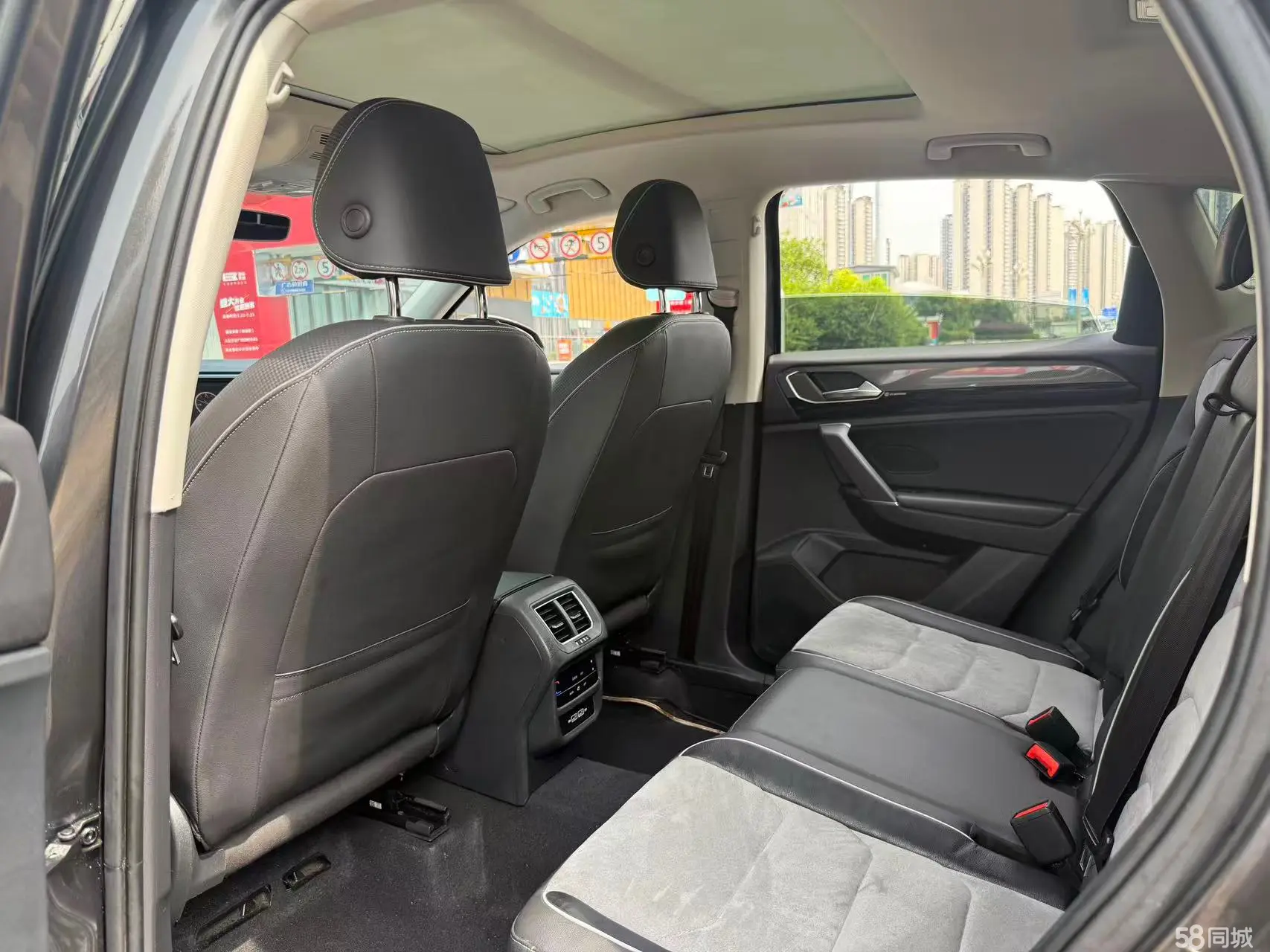 Volkswagen Tayron X 2020 car image #6