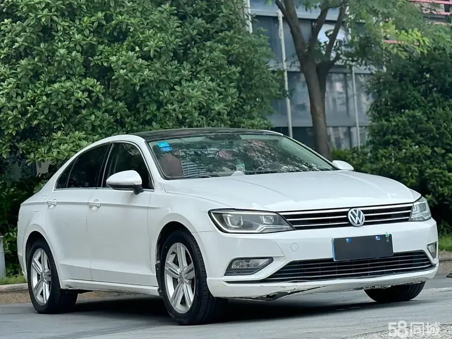 Volkswagen Lamando 2016 immagine di auto #6