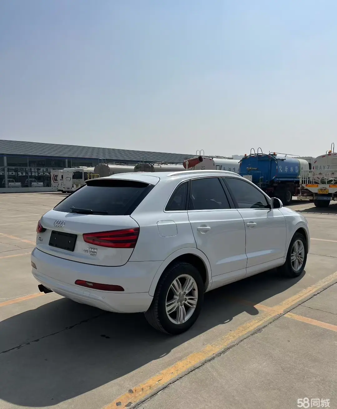 Audi Q3 2015 #6 Audi Q3 2015 car image #6