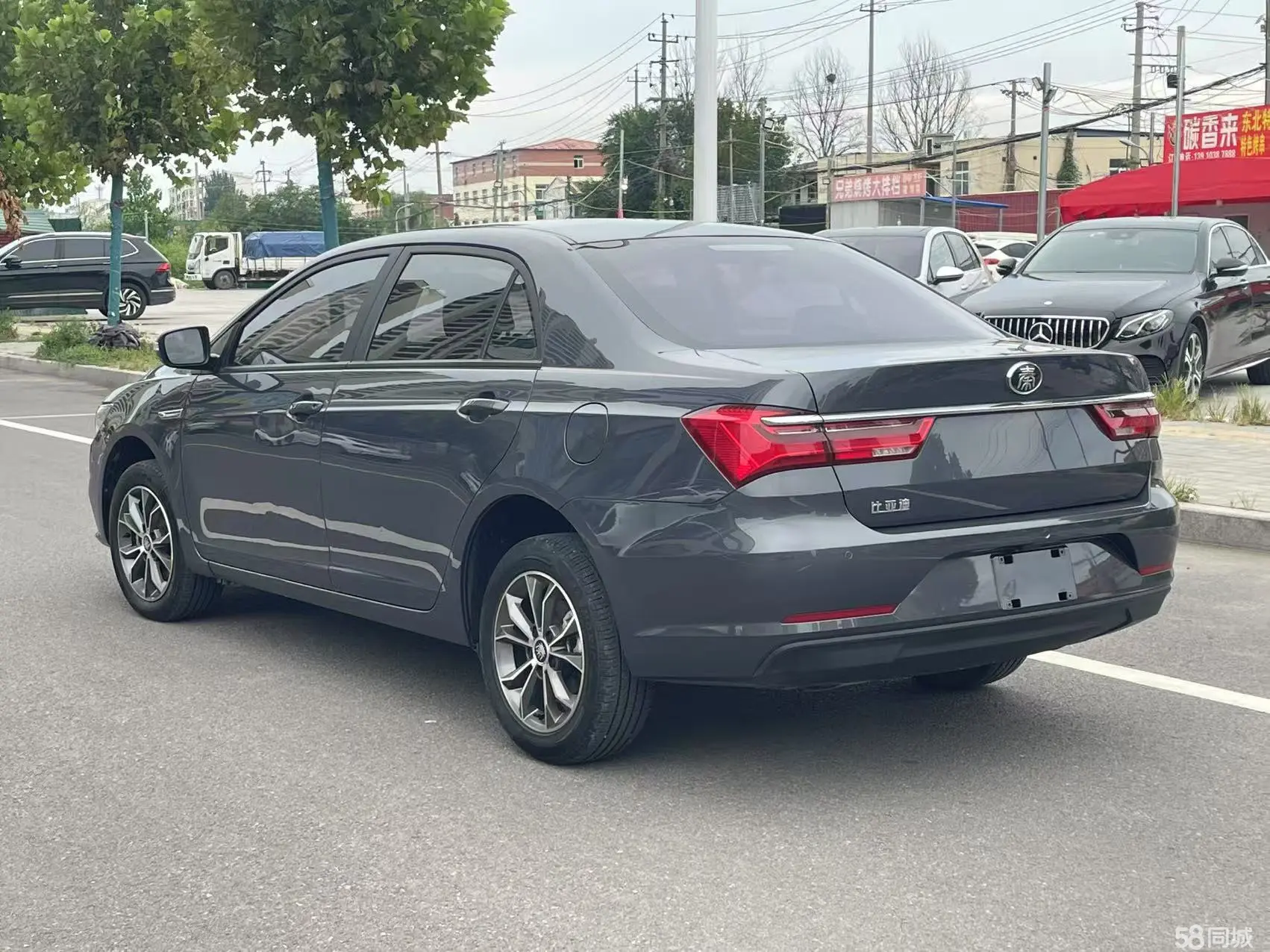 BYD Qin 2020 immagine di auto #6