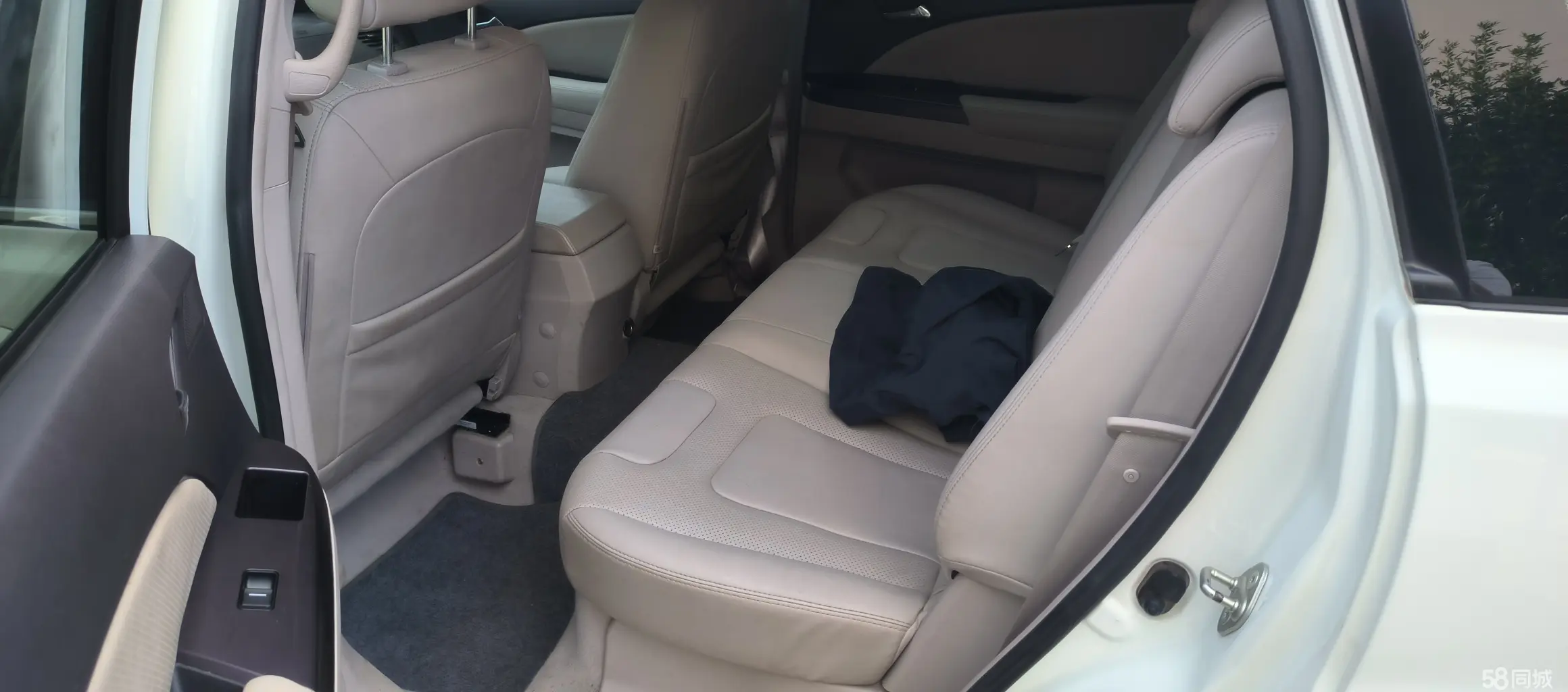 BYD e6 2016 #6 BYD e6 2016 car image #6