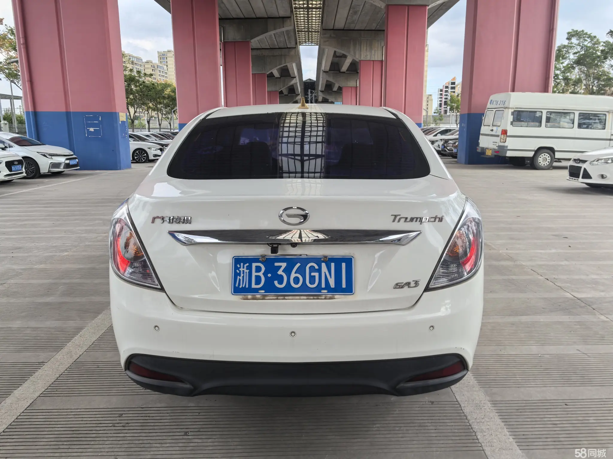 GAC Trumpchi GA3 2014 image de voiture #6