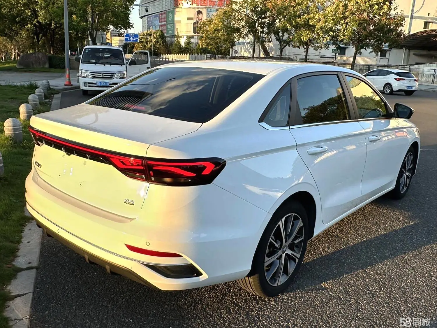 GEELY Emgrand 2023 car image #6