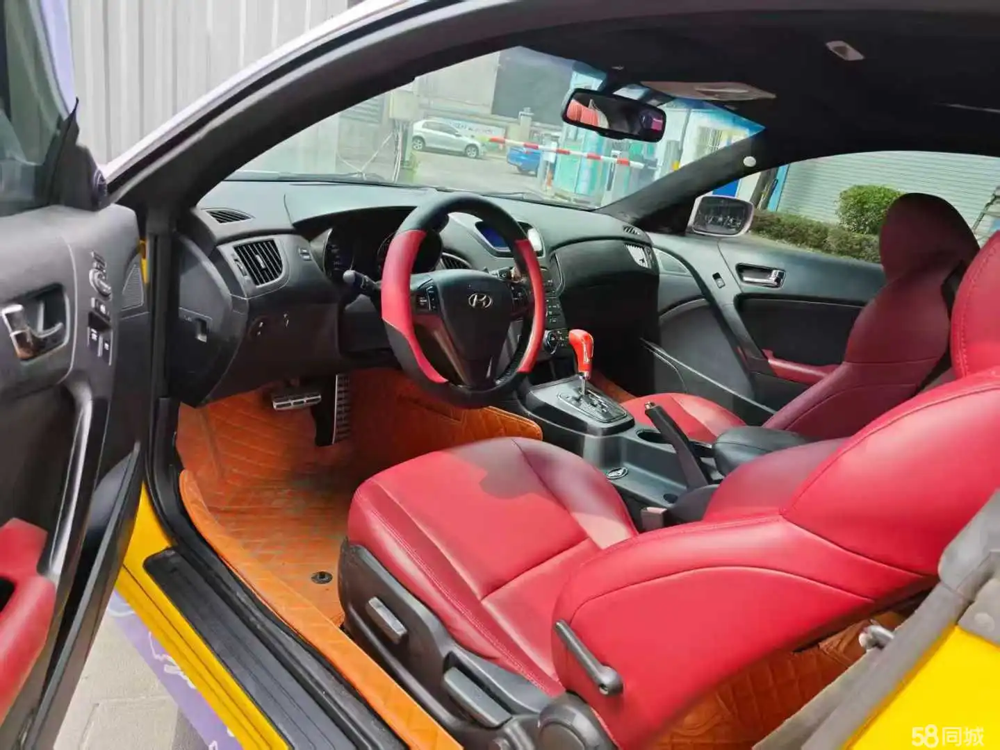 Hyundai Rohens-Coupe 2011 car image #6