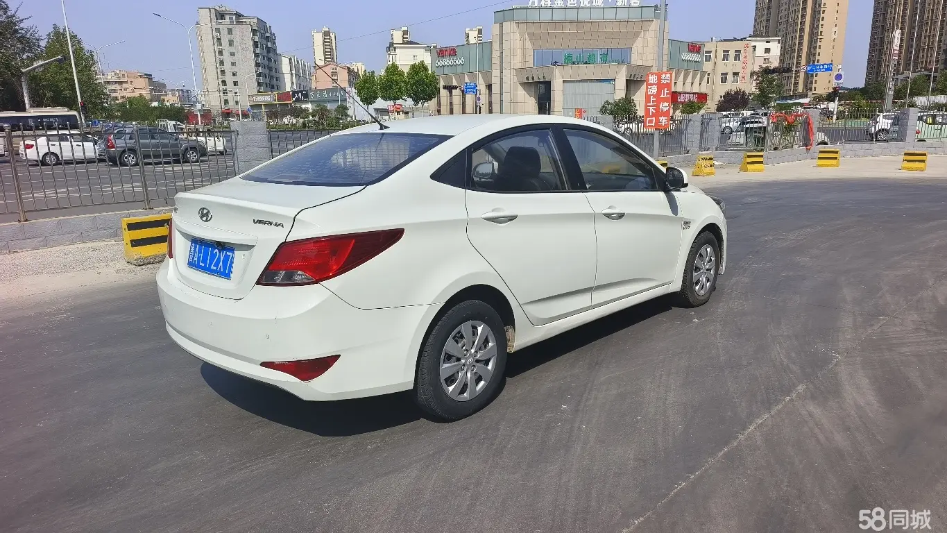 Hyundai Reina Hatchback 2014 #6 Hyundai Reina Hatchback 2014 immagine di auto #6