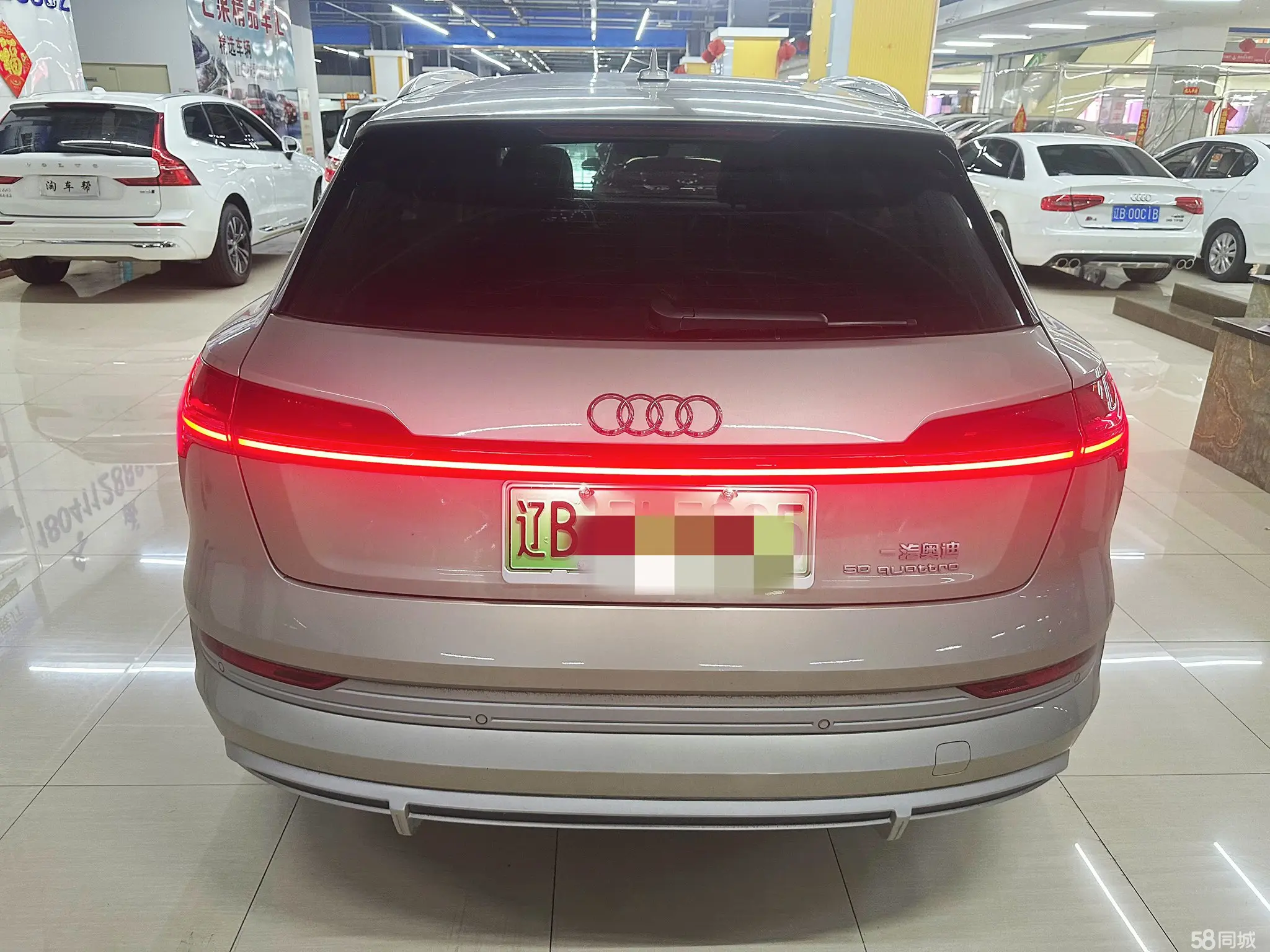 Mercedes-Benz SLK AMG 2022 #6 Mercedes-Benz SLK AMG 2022 صورة سيارة #6