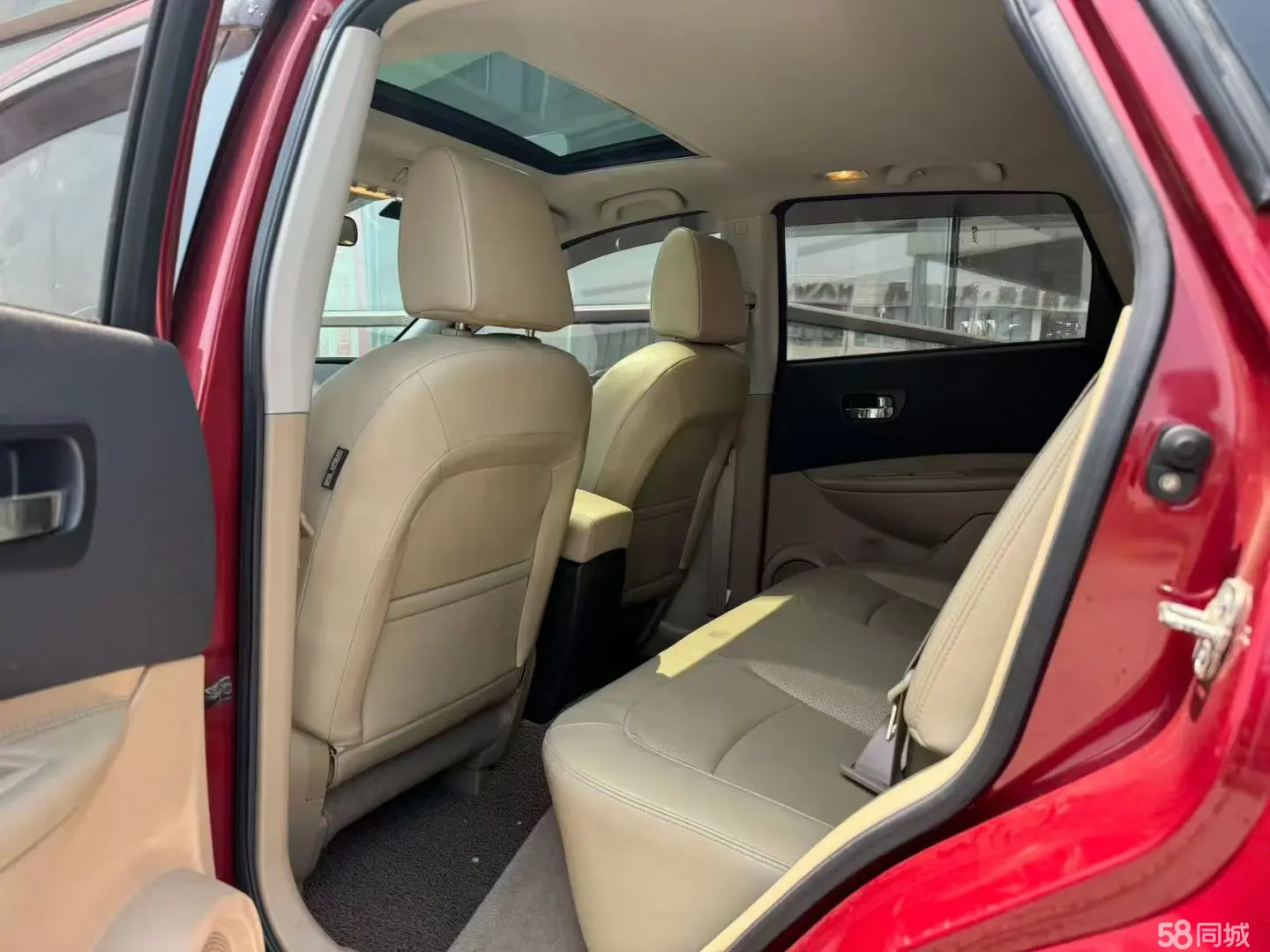 日产 日产GT-R 2011 汽车图片 #6