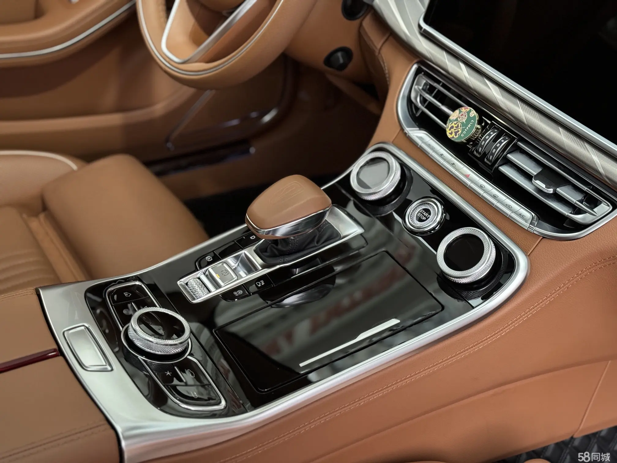 HongQi H9 2022 car image #6