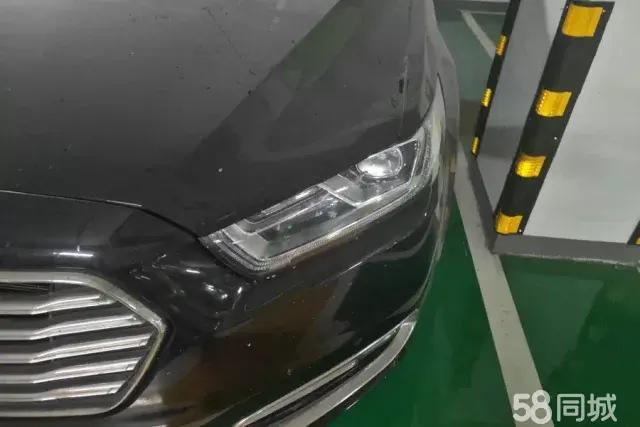 Ford Taurus 2017 car image #6