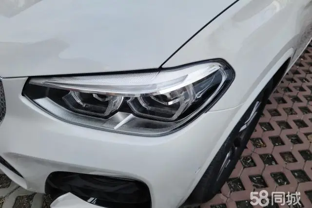 BMW X4 2019 car image #6