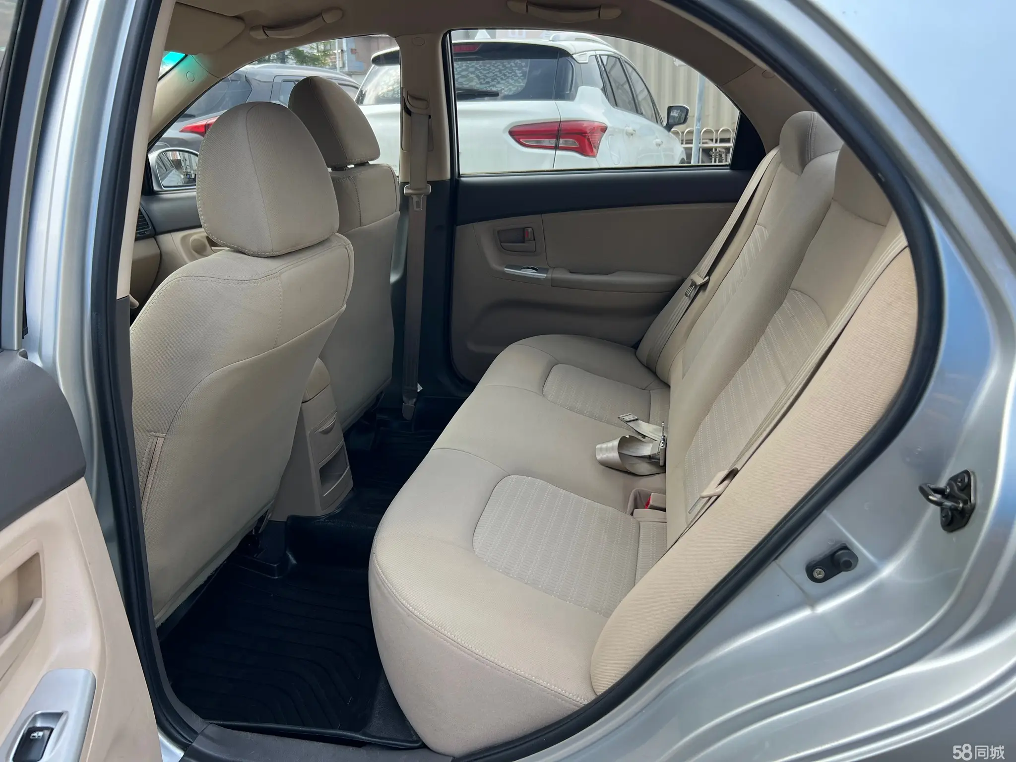 Kia Cerato 2010 imagen de coche #6