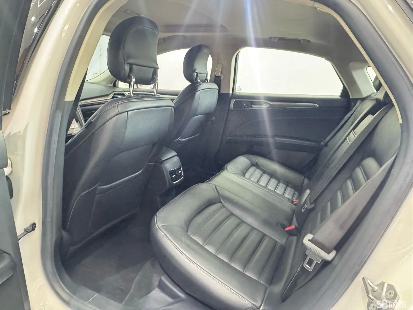 Ford Mondeo New Energy 2018 car image #6