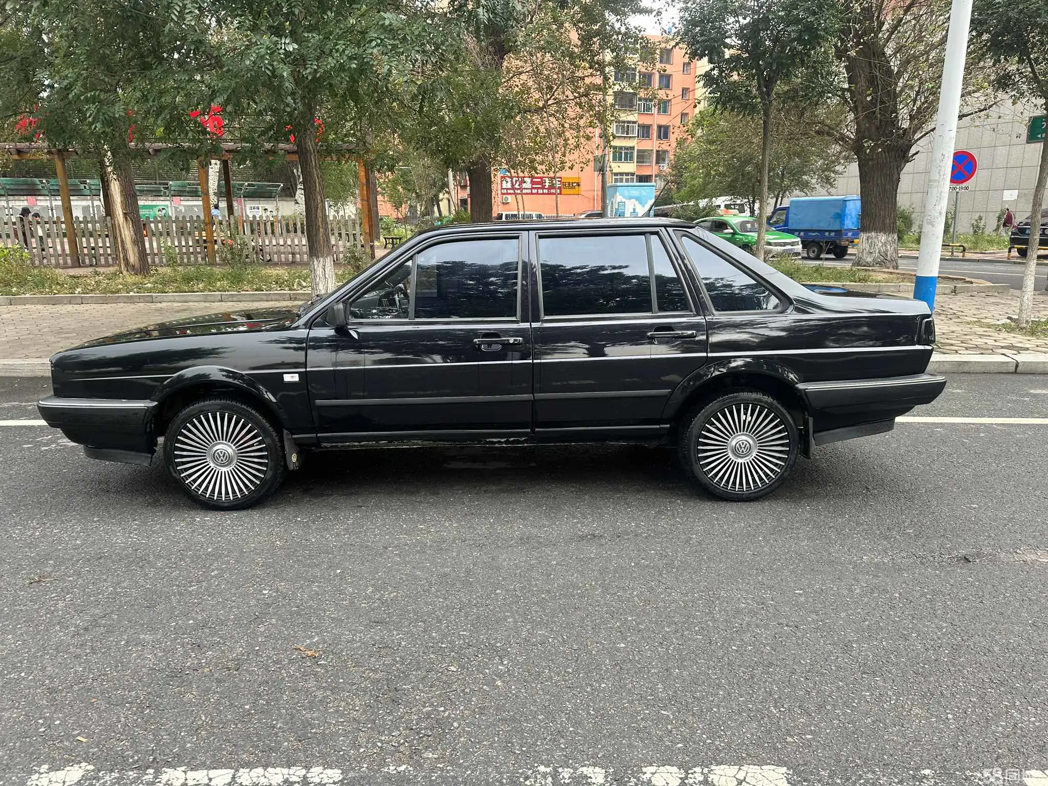 Volkswagen Santana Classic 2009 изображение автомобиля #6