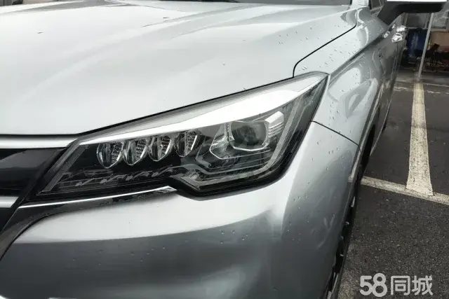 Changan CS85 Coupe 2019 car image #6