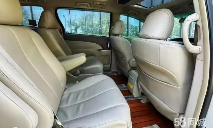 Toyota Previa 2009 immagine di auto #6