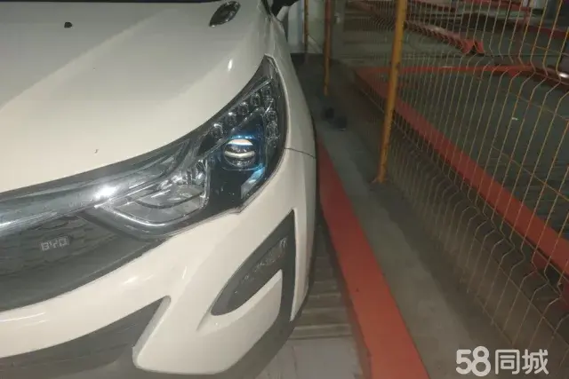 BYD Yuan 2016 car image #6