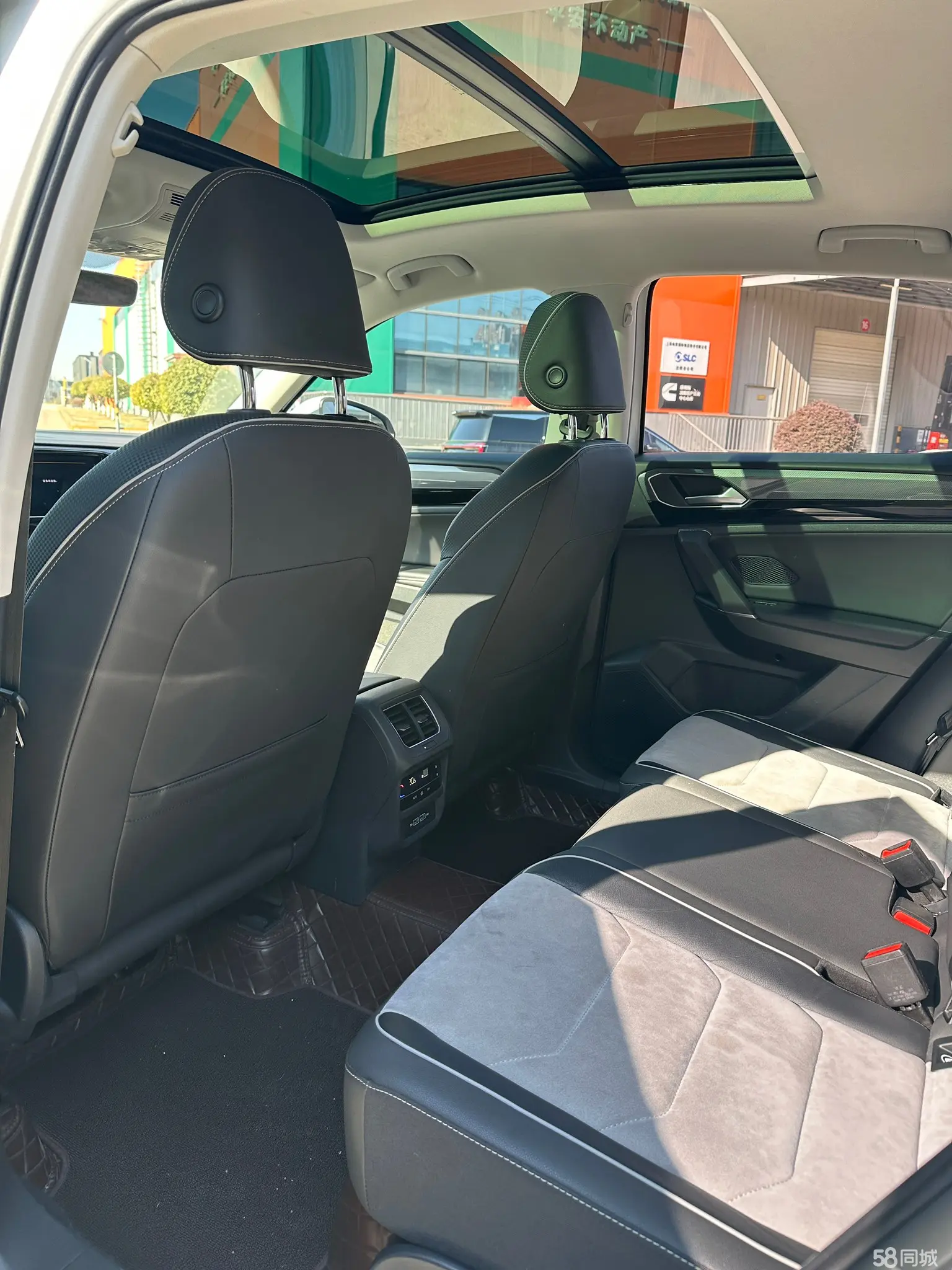 Volkswagen Tayron X 2020 car image #6