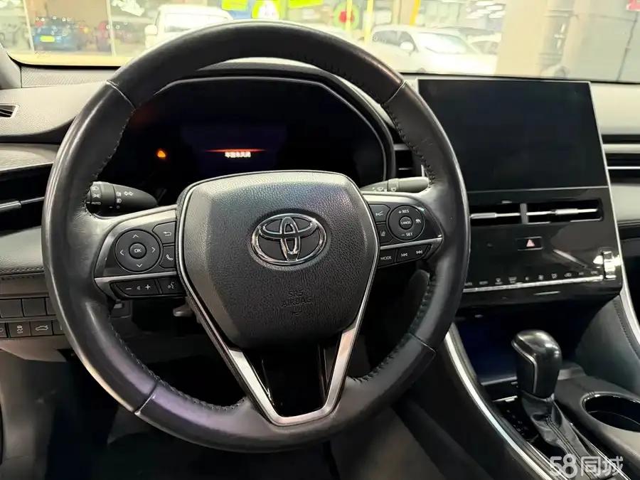 Toyota Avalon 2022 car image #6