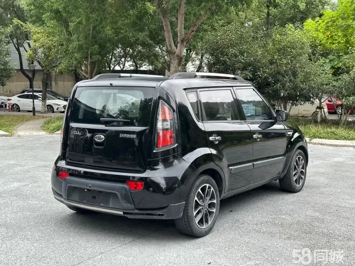 起亚 秀尔 2013 汽车图片 #6