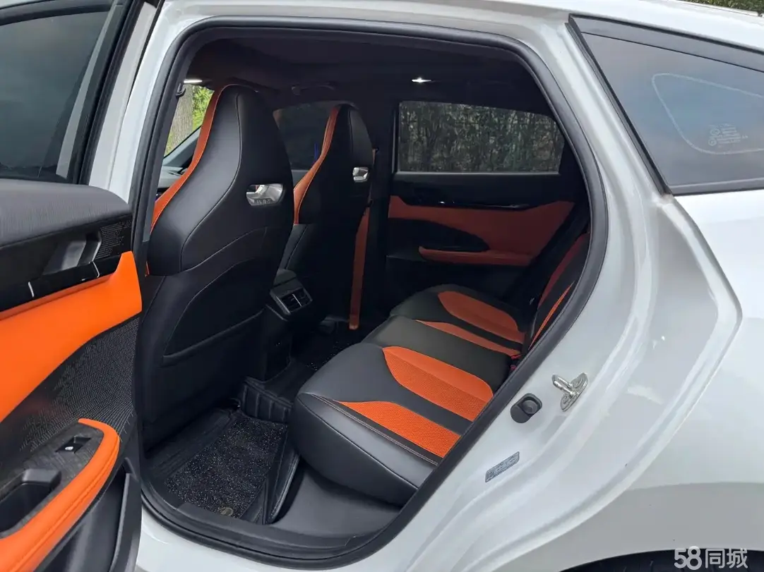 Changan UNI-V 2023 صورة سيارة #6