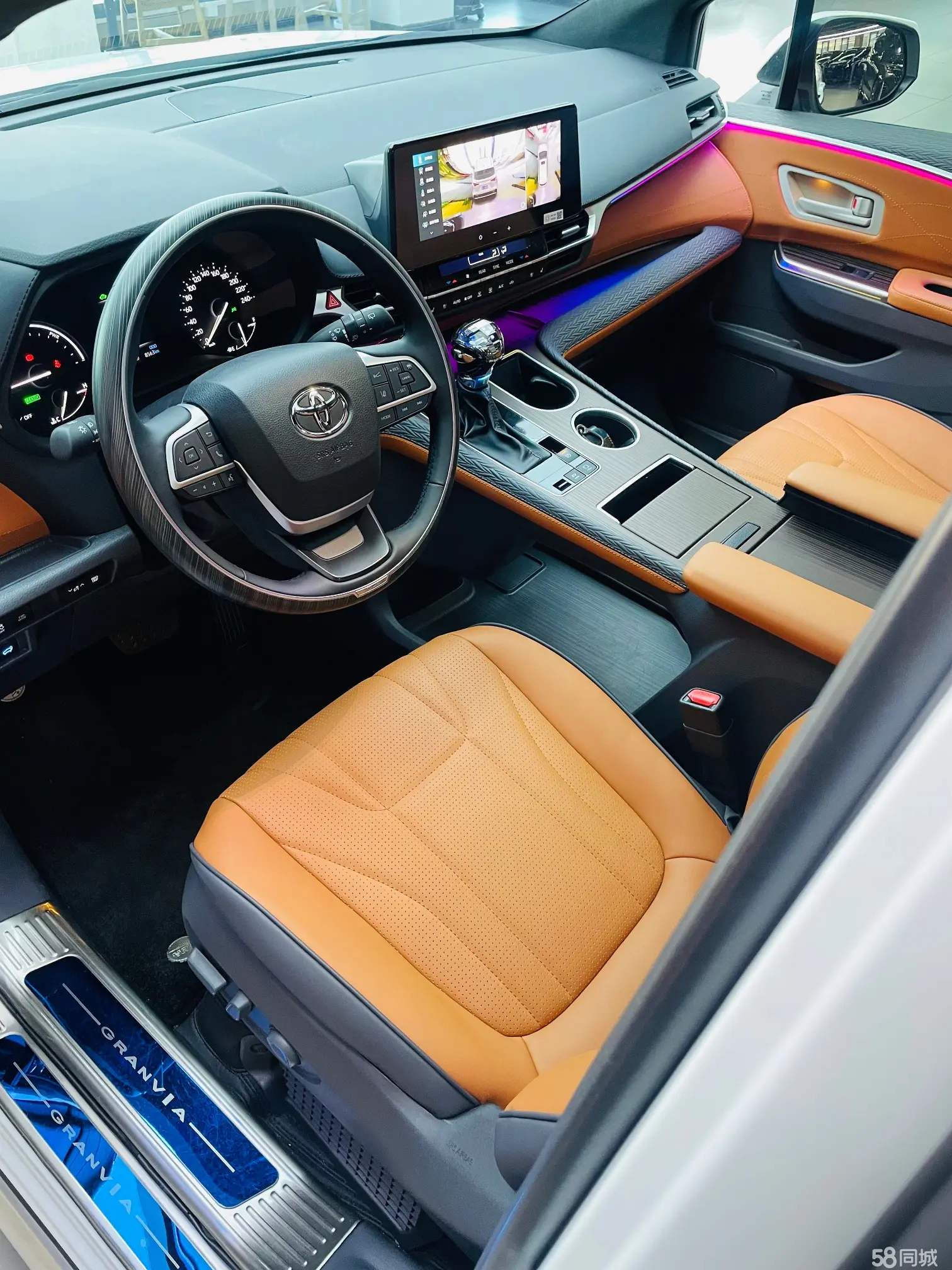 Toyota Granvia 2025 immagine di auto #6