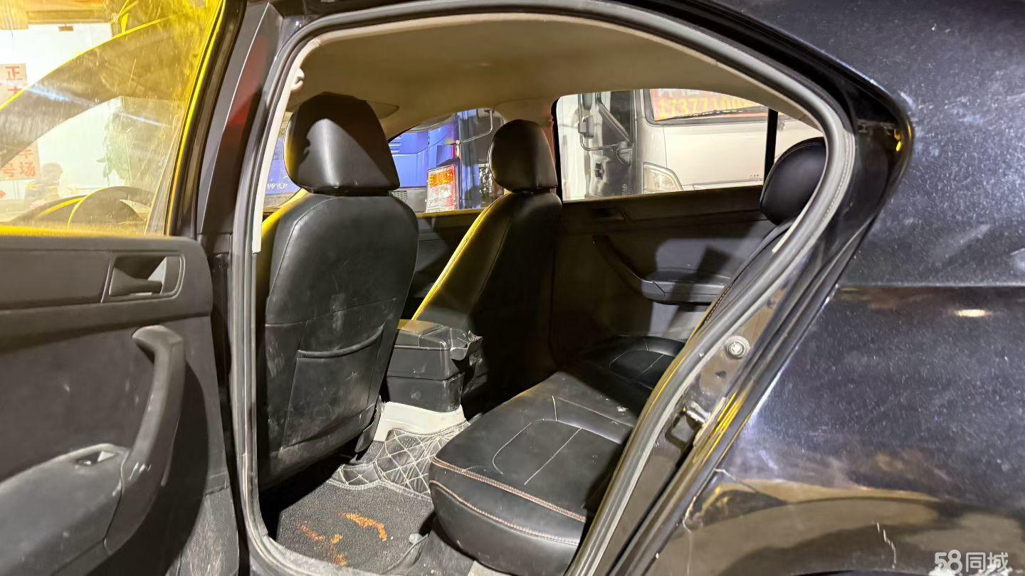 Skoda Yeti (Imported) 2014 car image #6