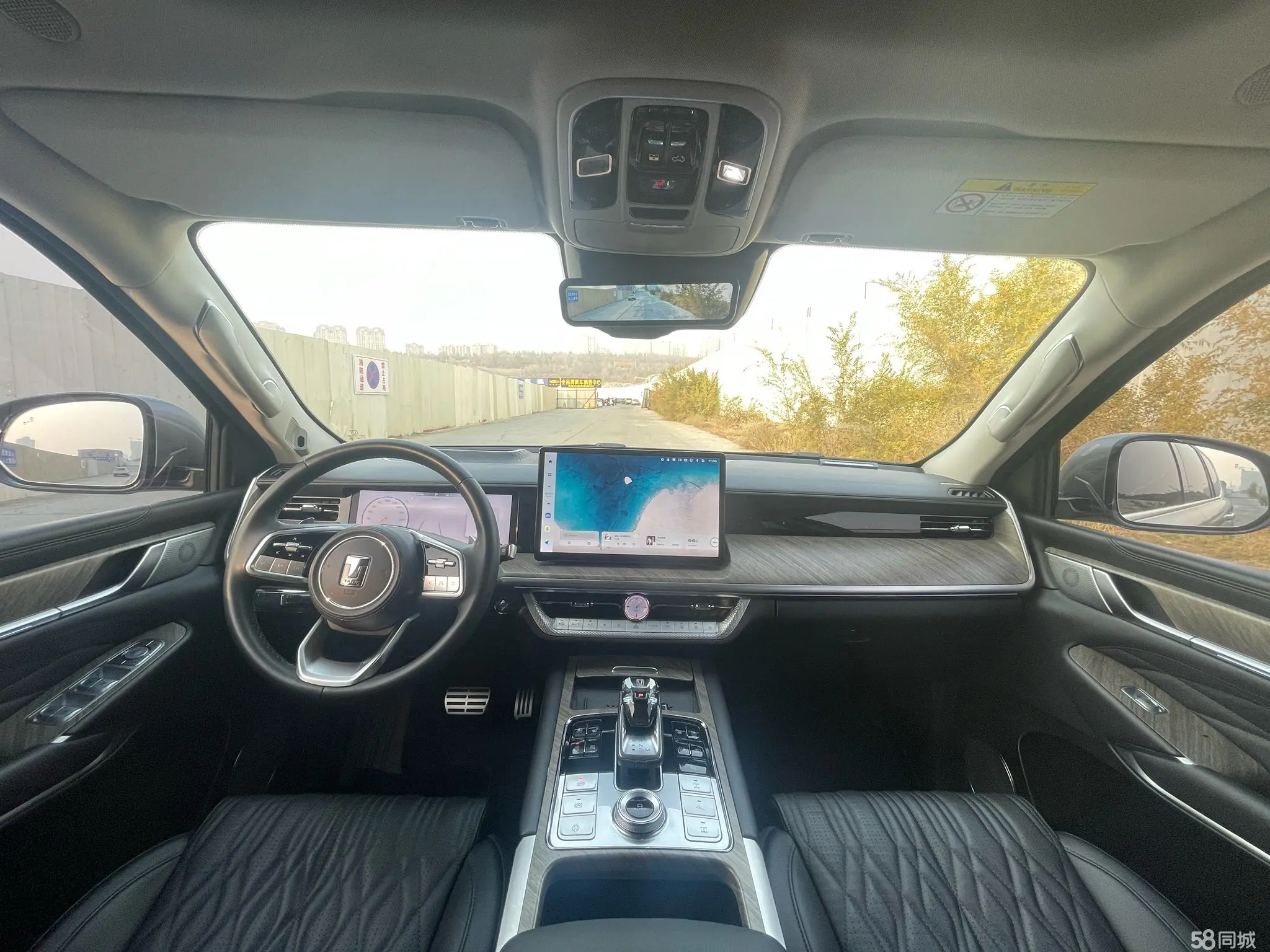 Tank 500 2023 car image #6