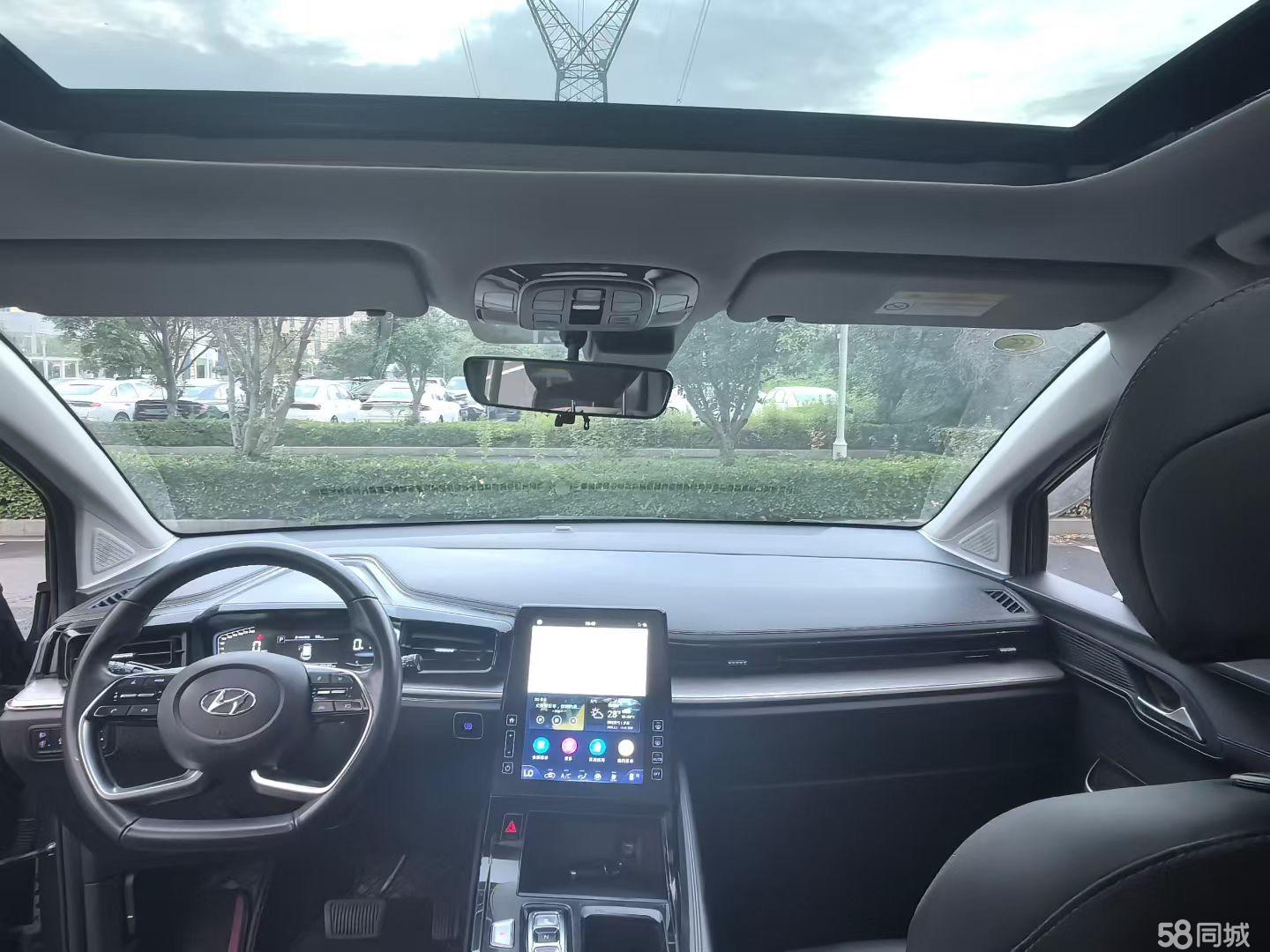 Hyundai Custo 2022 car image #6