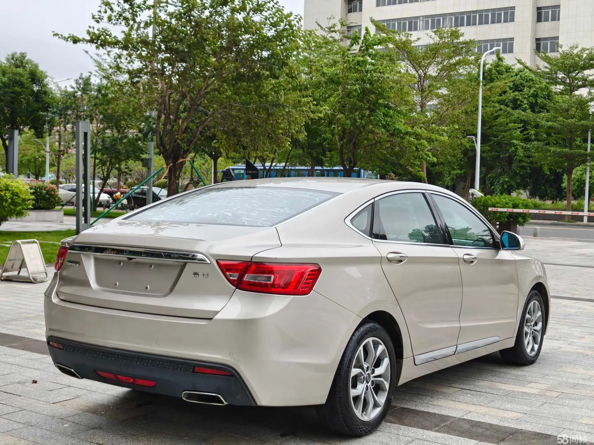 GEELY Ulion 2016 imagem de carro #6