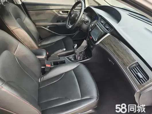 Great Wall C50 2014 car image #6