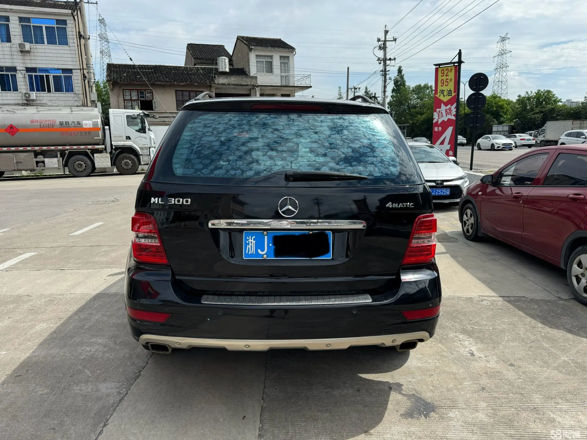 Mercedes-Benz M Class 2011 car image #6