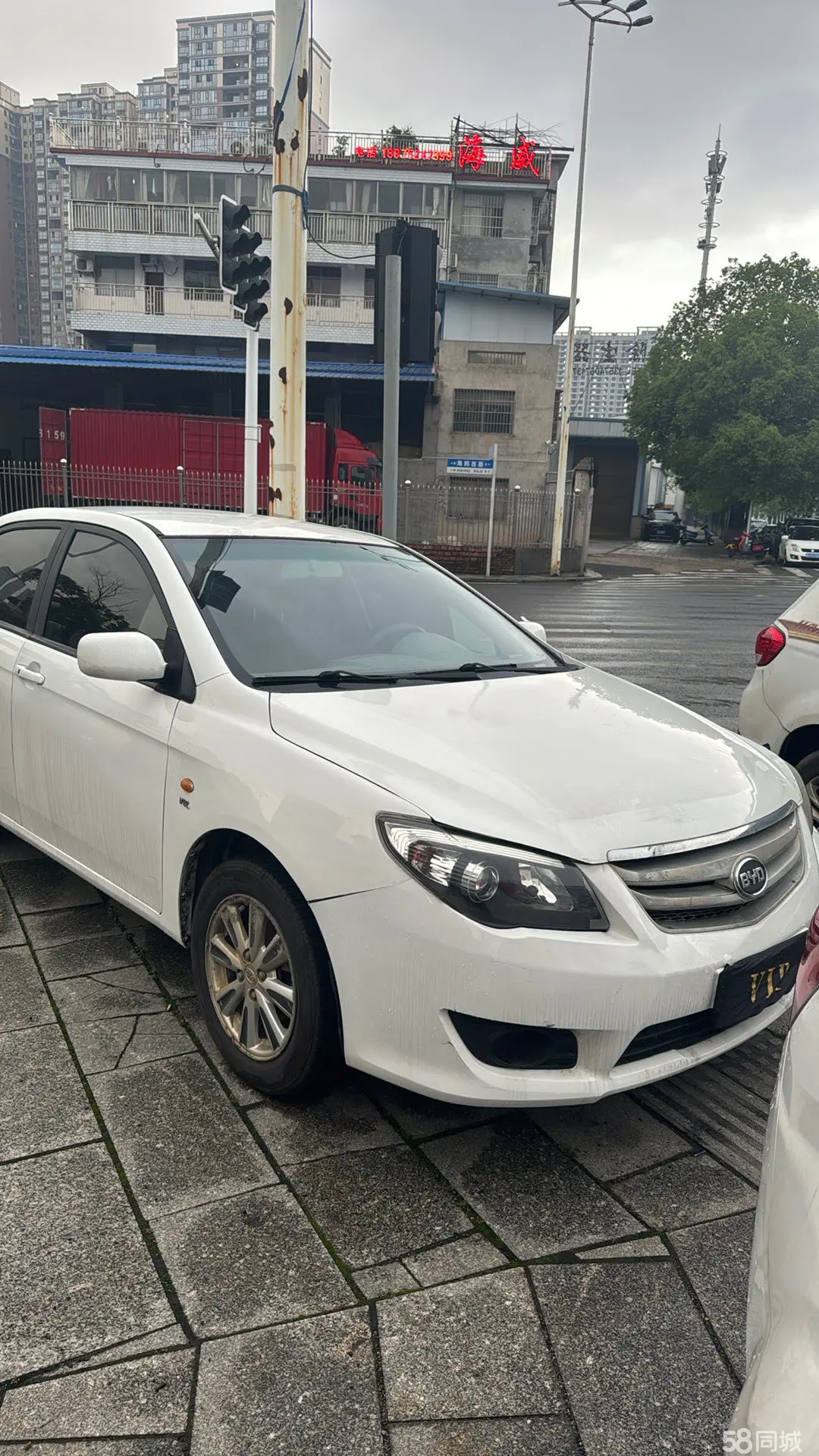 BYD L3 2013 car image #6
