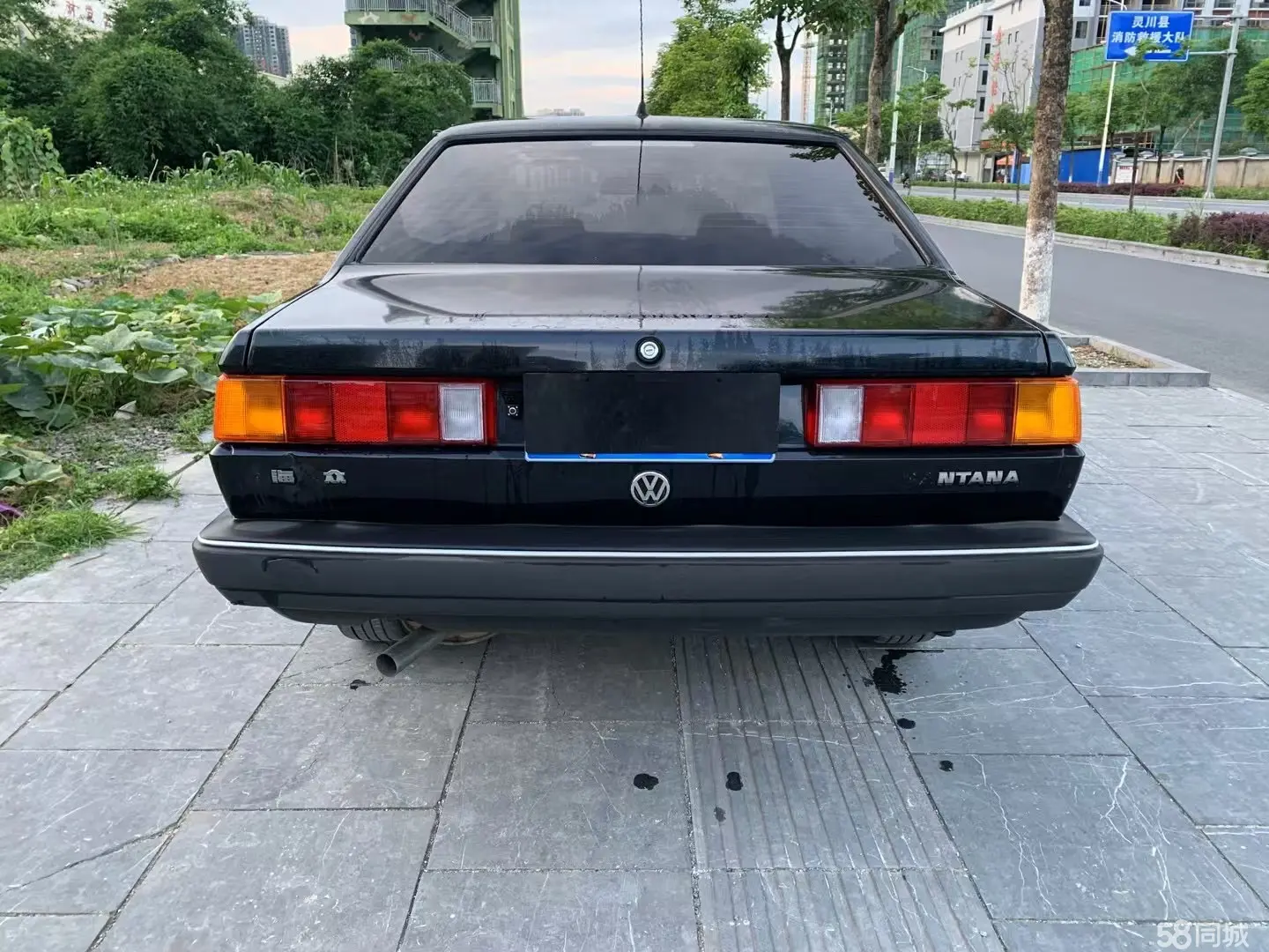 Volkswagen Santana Classic 2010 изображение автомобиля #6