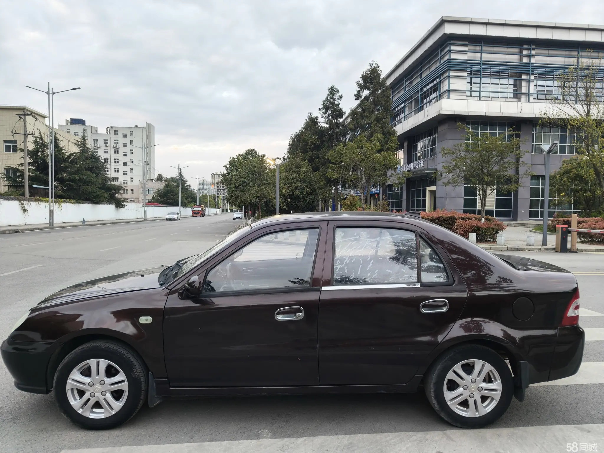 GEELY LibertyShip 2014 car image #6