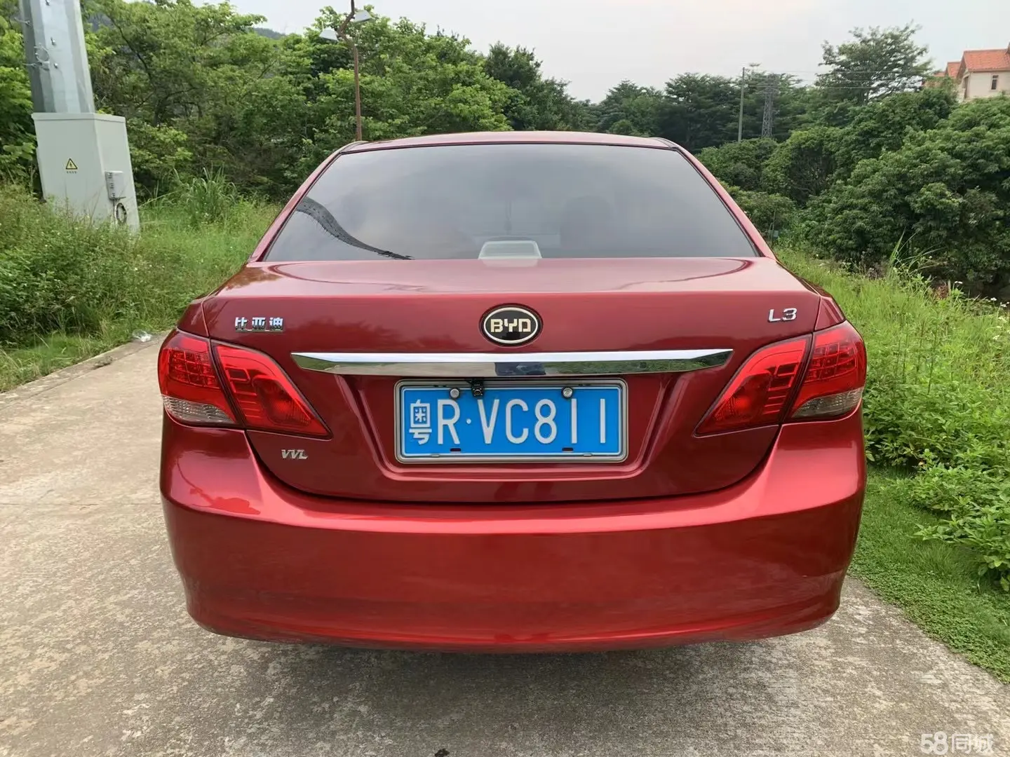 BYD L3 2013 car image #6