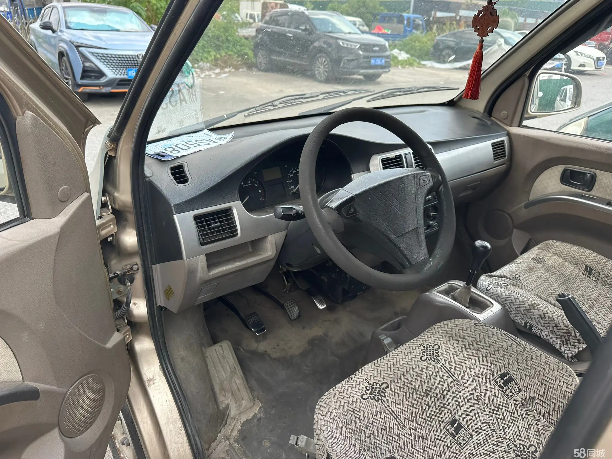 五菱汽车 五菱荣光新卡房车 2011 汽车图片 #6