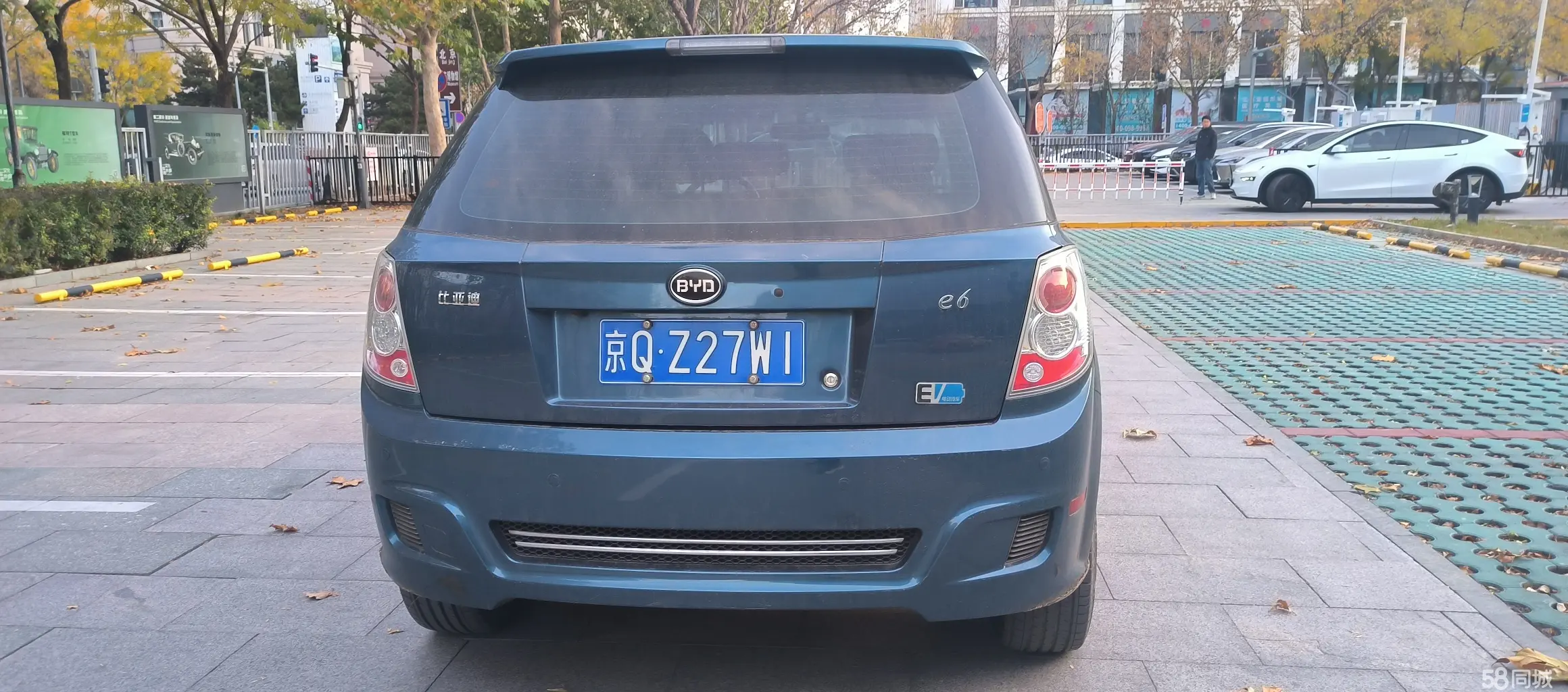 BYD e6 2014 #6 BYD e6 2014 car image #6