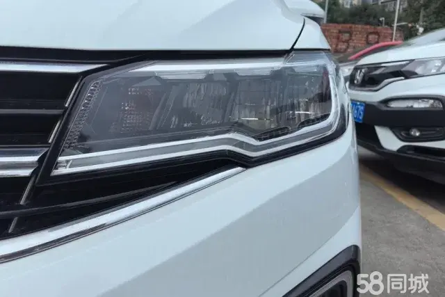 Volkswagen Bora Pure Electric 2021 صورة سيارة #6