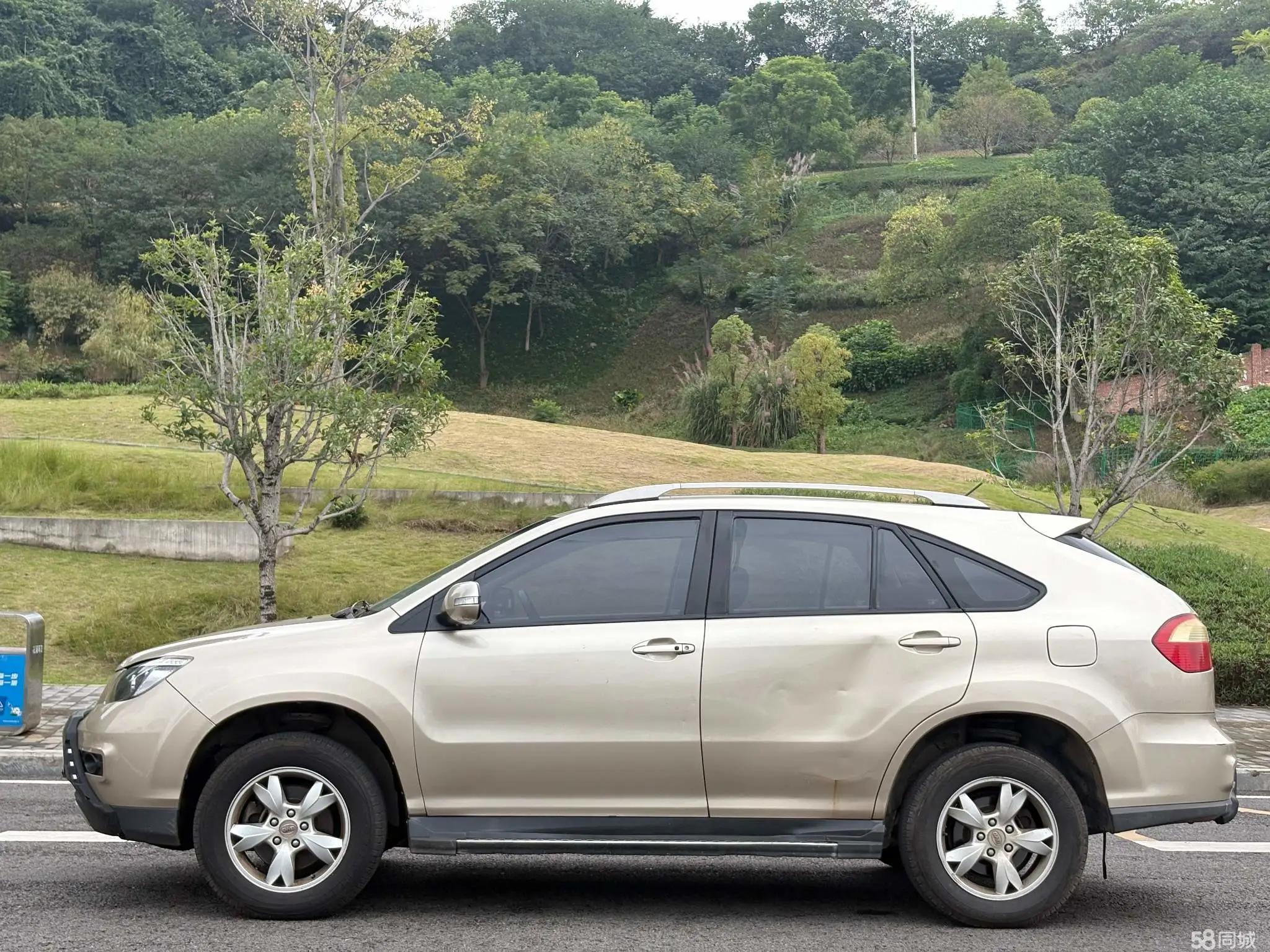 BYD S6 2015 car image #6