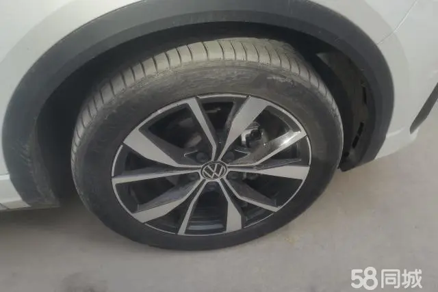 Volkswagen T-Roc 2023 #6 Volkswagen T-Roc 2023 car image #6