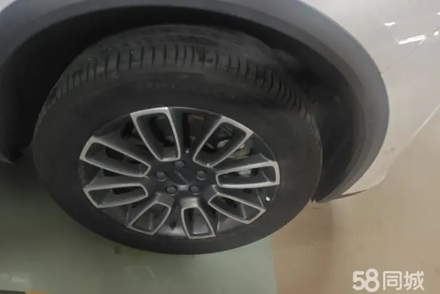 Lynk & Co 01 EM-P 2020 car image #6