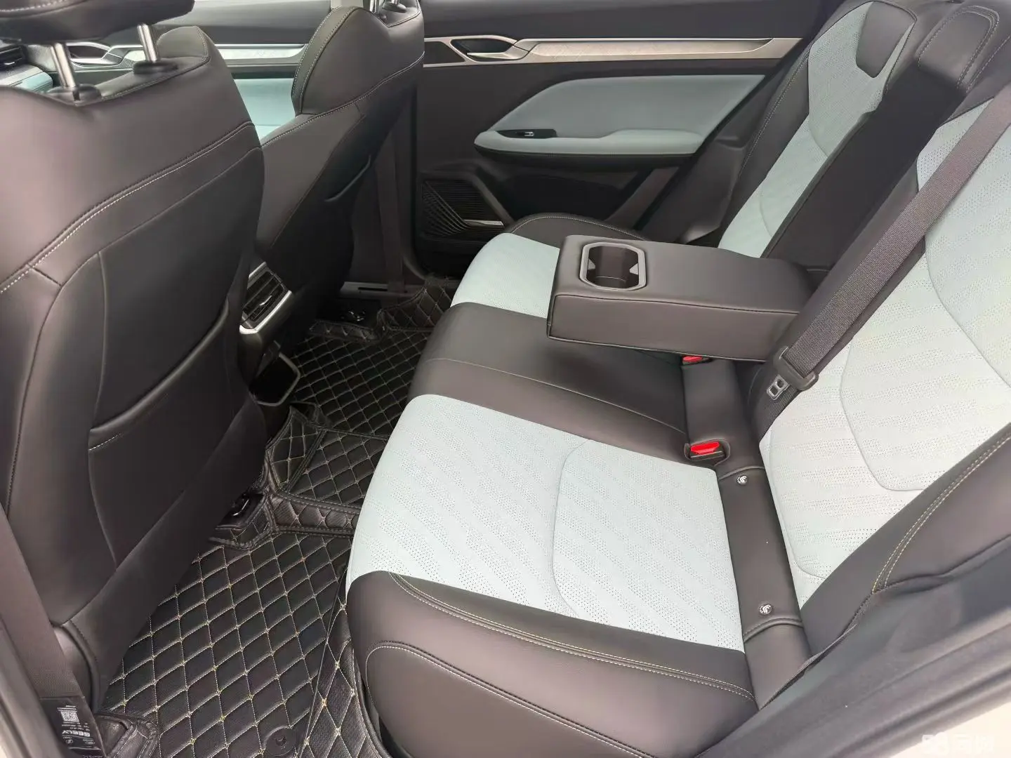 GEELY Emgrand L 2022 #6 GEELY Emgrand L 2022 immagine di auto #6