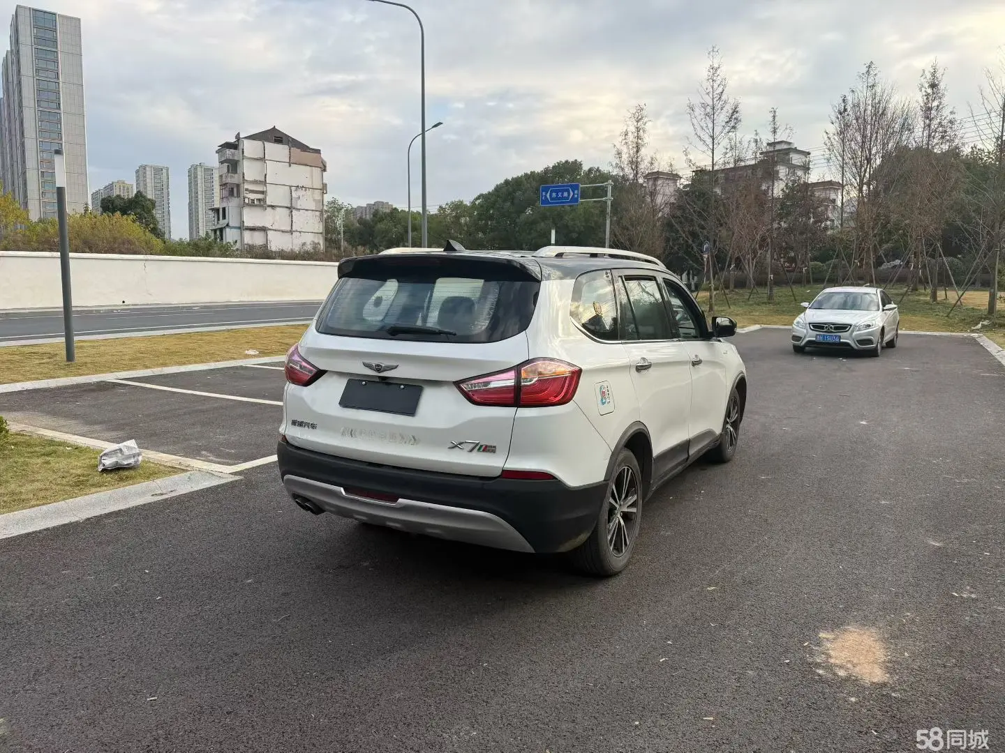 SWM斯威汽车 SWM斯威X7 2019 汽车图片 #6