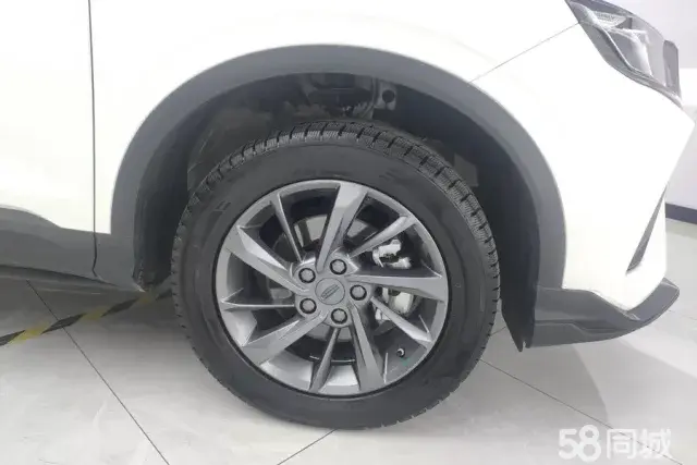 GEELY Coolray 2025 #6 GEELY Coolray 2025 car image #6