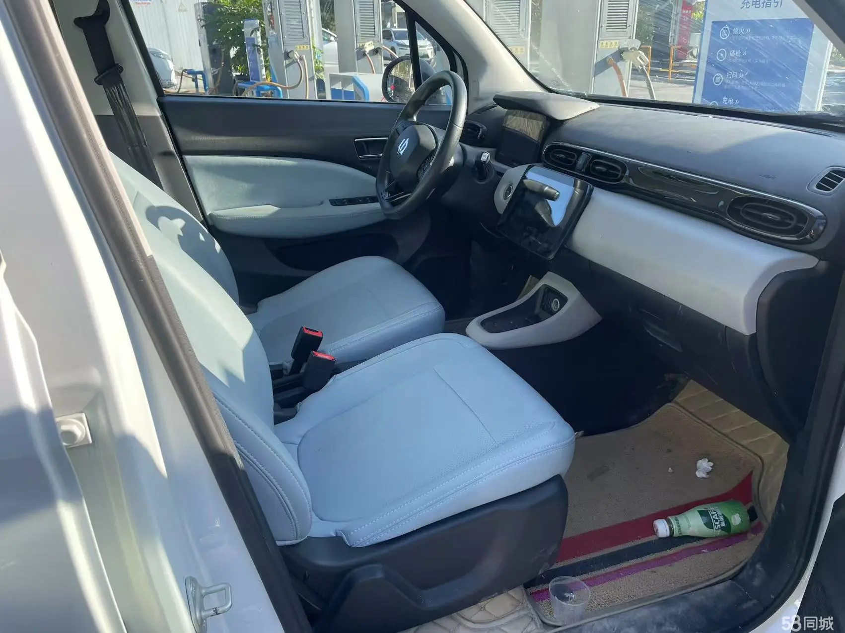 零跑汽车 零跑T03 2023 汽车图片 #6