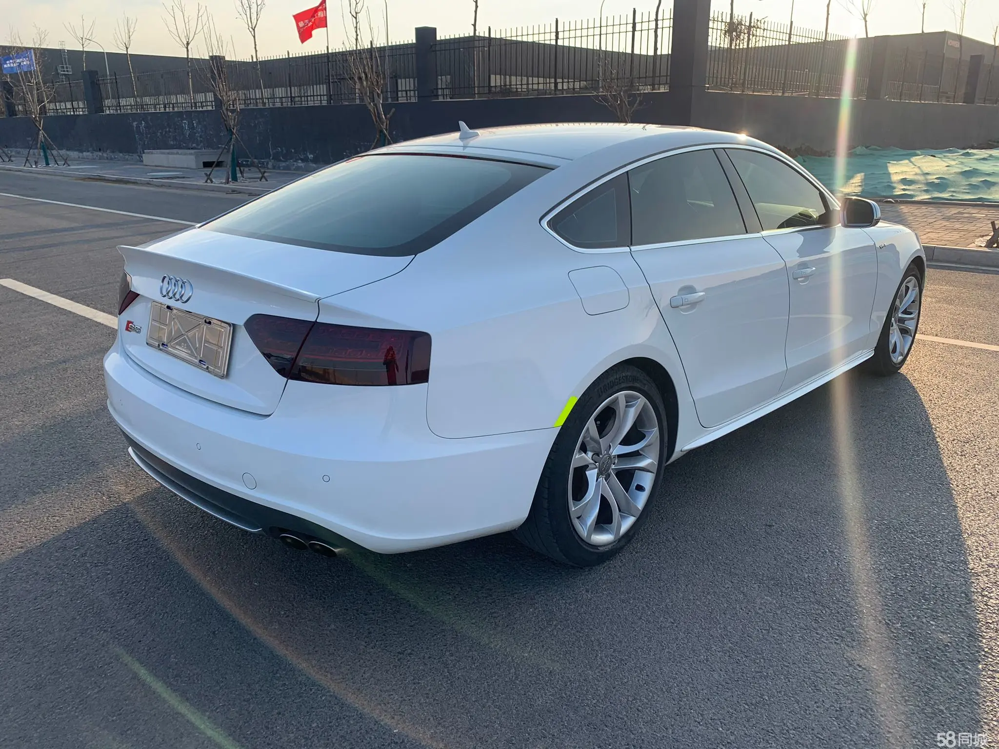 Audi S5 2011 car image #6