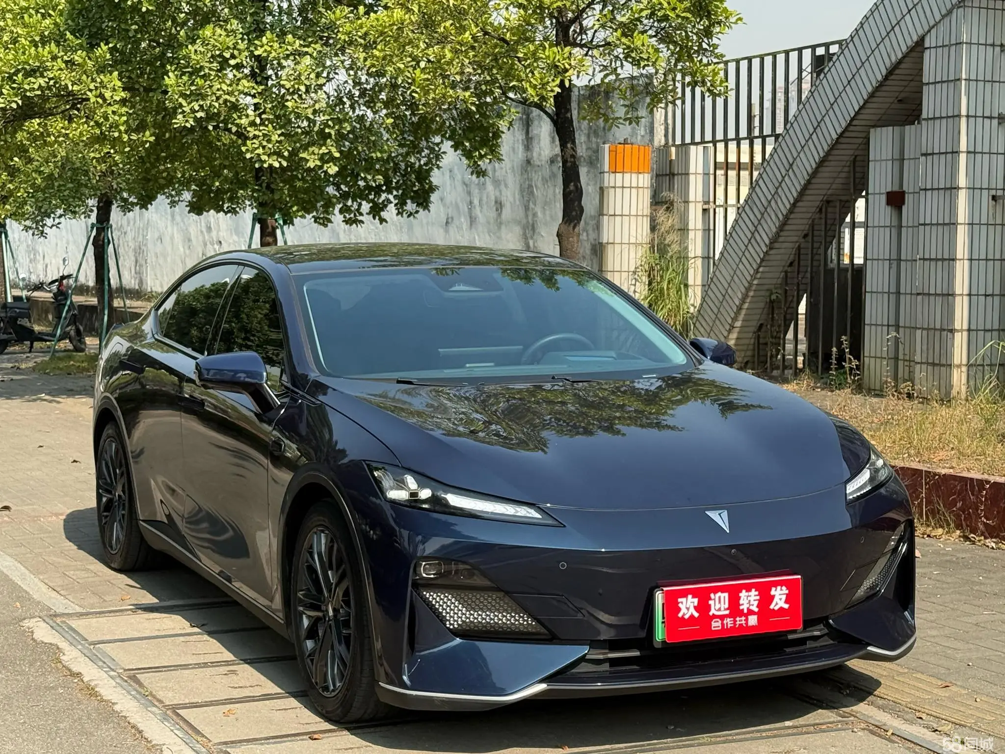 Deepal SL03 2022 #6 Deepal SL03 2022 car image #6