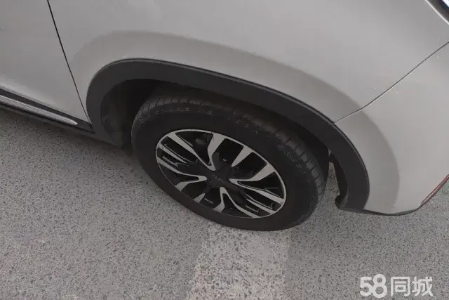 哪吒汽车 哪吒N01 2018 汽车图片 #6