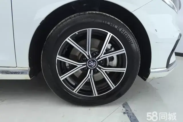 BYD Song MAX New Energy 2023 car image #6